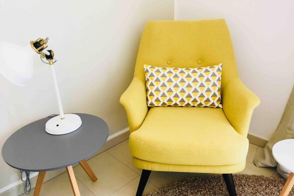 Large Family Retro Flat In City Center- Large Terrace & Garden View, Free Parking Luxemburg Exterior foto